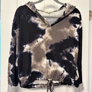 Chic Tie-Dye Women's Hoodie